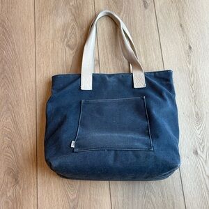 Birdling tote bag